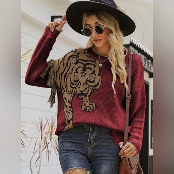 MISS SPARKLING 🆕 red Tiger sweater medium. Pit 25 - Picture 2 of 6